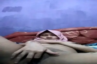 Dewi Alumni SMK 45 Jakarta Jilbab Part 03 Skandal Goyang Patah HD